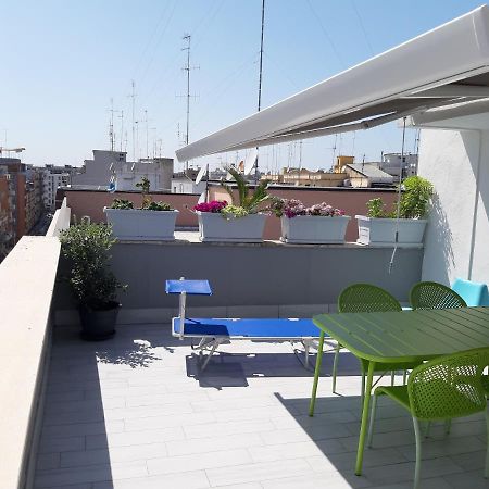Attico Con Terrazza A Bari Apartment Exterior photo